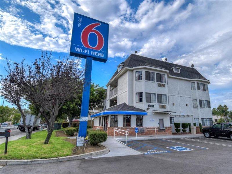 Motel 6-Escondido, Ca エクステリア 写真