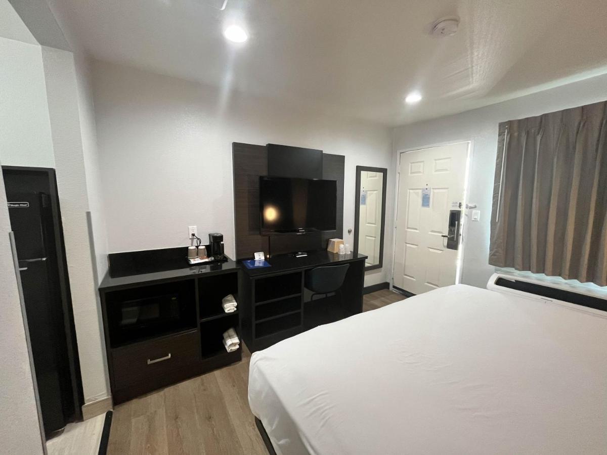 Motel 6-Escondido, Ca エクステリア 写真