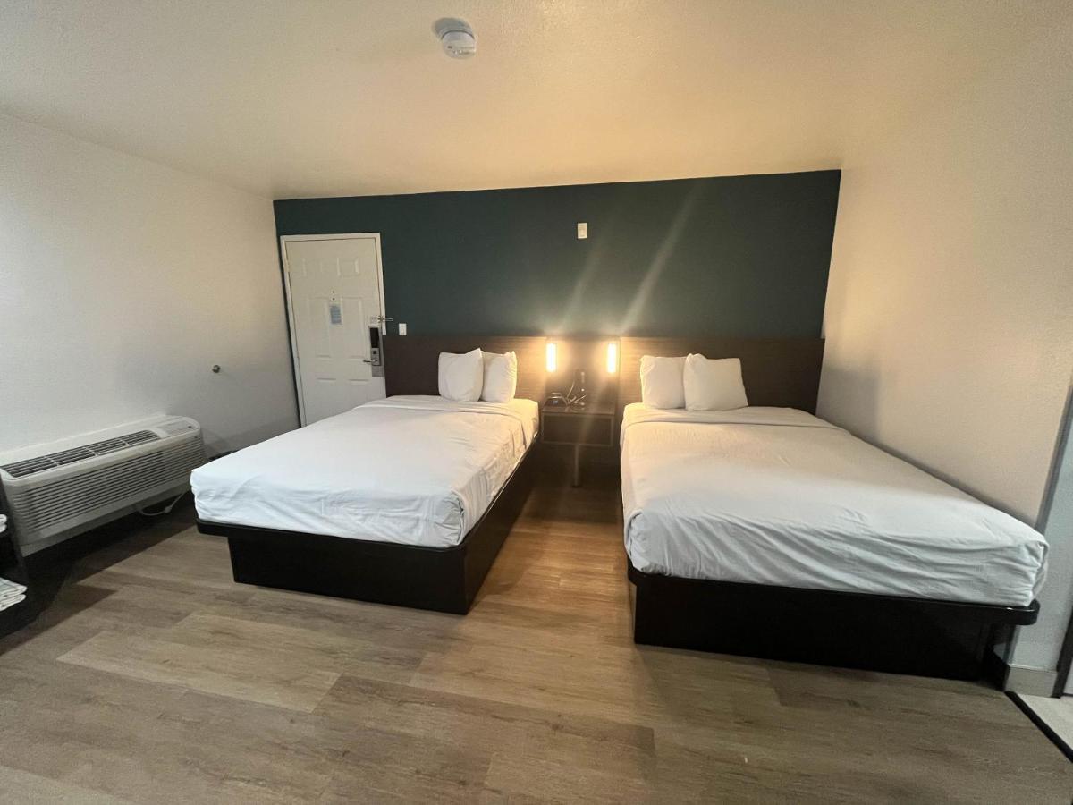 Motel 6-Escondido, Ca エクステリア 写真