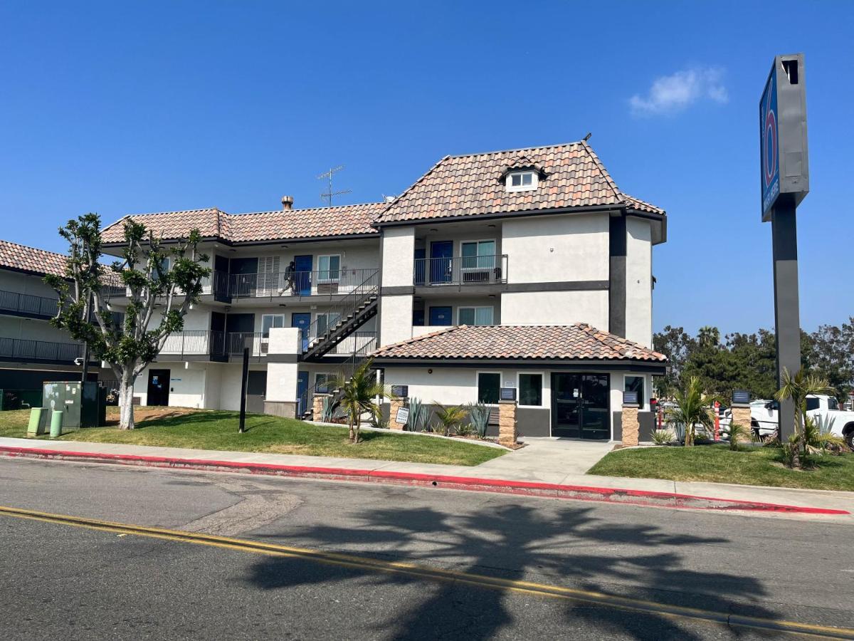 Motel 6-Escondido, Ca エクステリア 写真