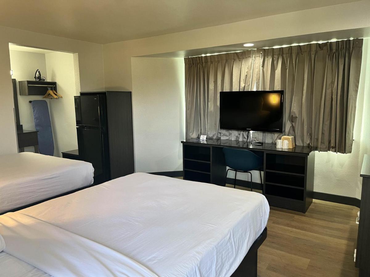 Motel 6-Escondido, Ca エクステリア 写真