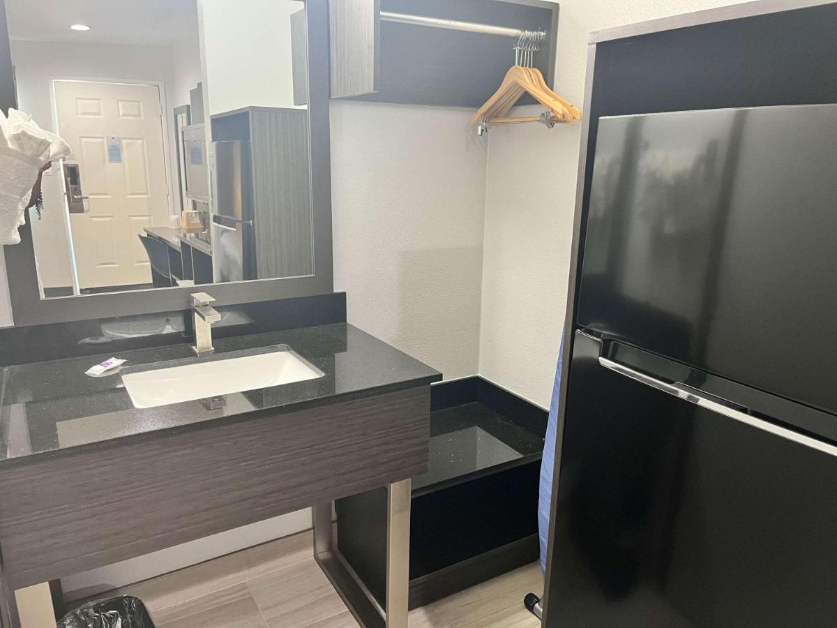 Motel 6-Escondido, Ca エクステリア 写真