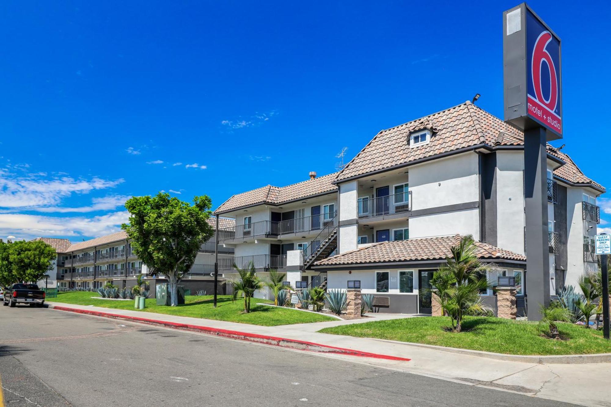 Motel 6-Escondido, Ca エクステリア 写真